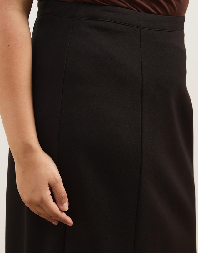 Atmos&Here Curvy - Ponte Maxi Pencil Skirt