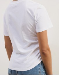 Atmos&Here - Emi Asymmetric Hem T-Shirt