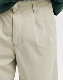 Cotton On - Baggy Pleated Pant