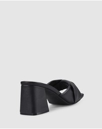 Verali - Stella Block Heel Mules