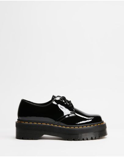Black Patent Lamper