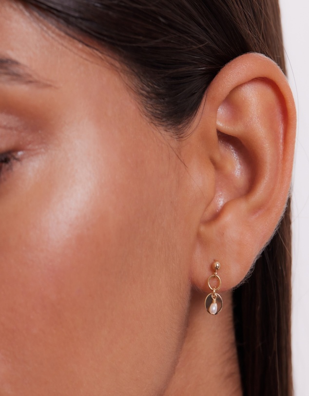 Alana Maria - Sia Freshwater Pearl Earrings - Gold