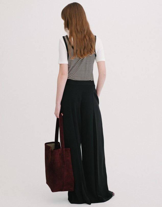 Yu Mei - Teresa Tote Bag