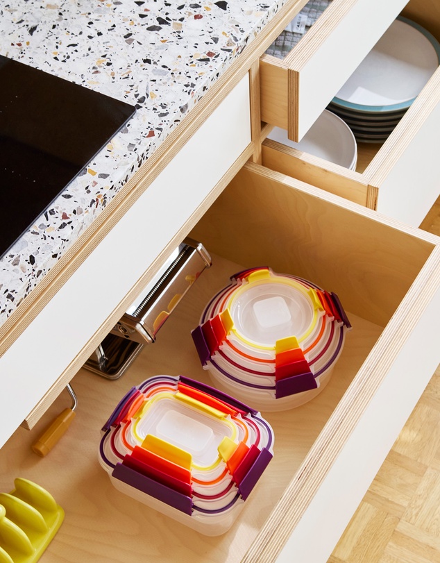 Joseph Joseph - Nest™ Lock 8-piece Multi-size Storage Container Set (Multicolour)
