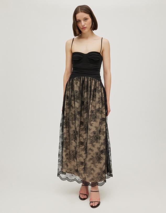 Minima Esenciales - Karrisa Lace Maxi Dress