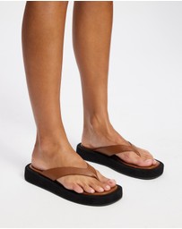 Dazie - Phoenix Chunky Thongs