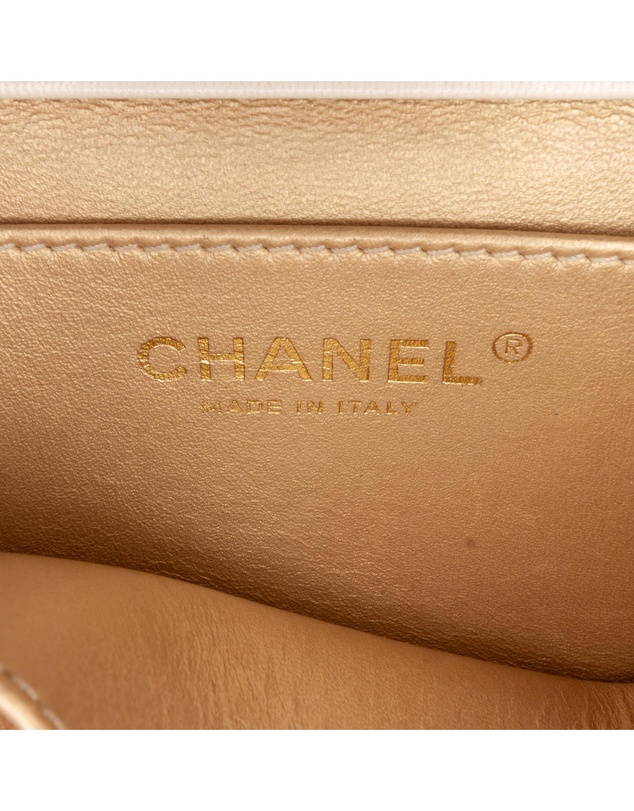 Pre-Loved by Azura Reborn - Pre-Loved Chanel Pearl Crossbody Bag