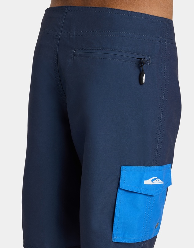 Quiksilver - Boys 8 to 16 Wax Heads 17