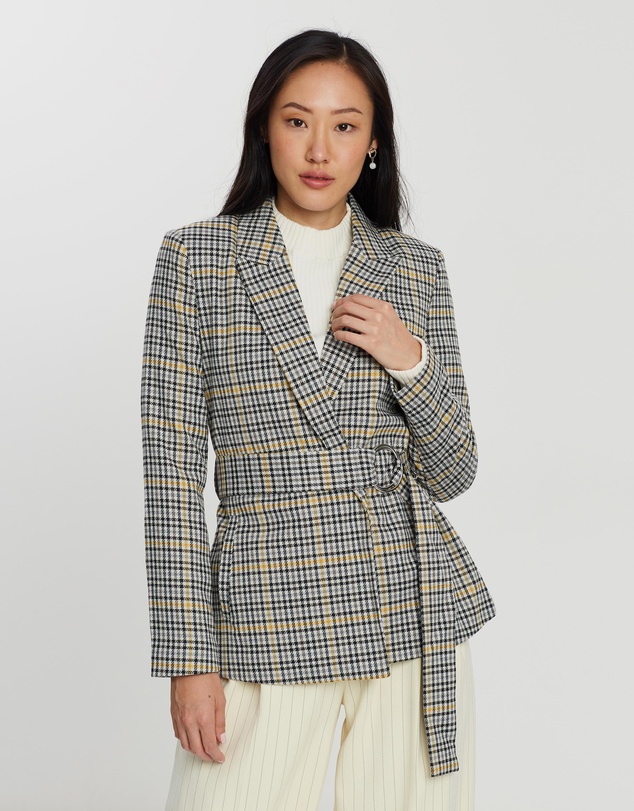 Vero Moda - Fanya LS Belted Blazer