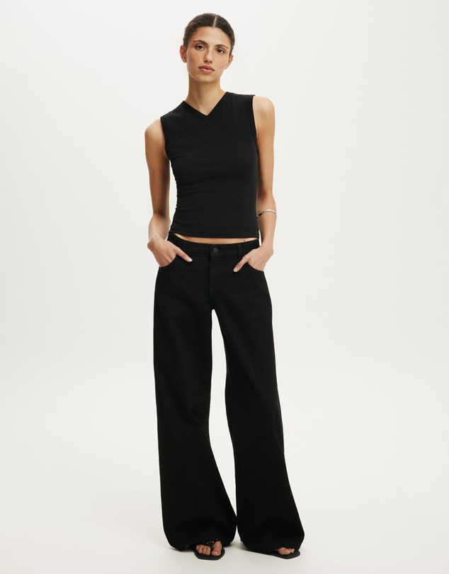 Cotton On - 90s V Neck Tank