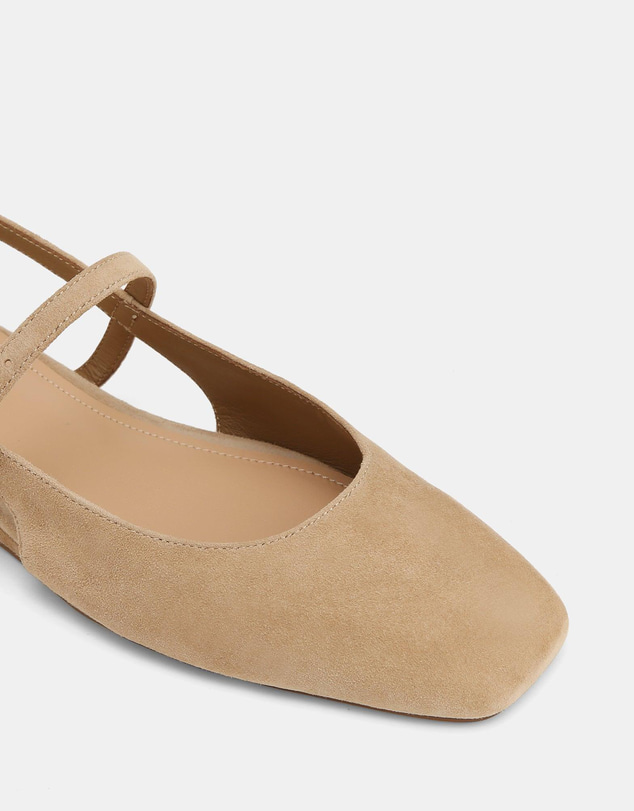 Wittner - Dallas Dress Flats Fawn Suede