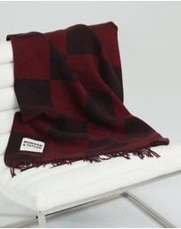Morgan & Taylor - Checkmate Soft Touch Throw Blanket in Black