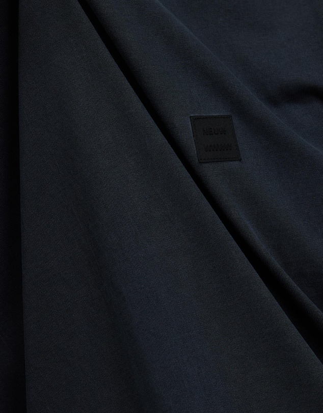 Neuw - Premium Tee