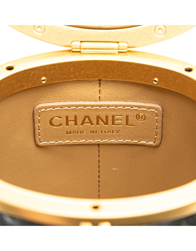Pre-Loved by Azura Reborn - Pre-Loved chanel Quilted Vanity Case with Chain and Leather Straps Elegant Shoulder Bag