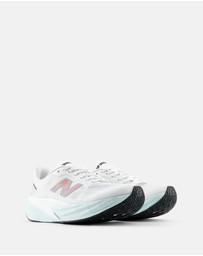 New Balance - FuelCell Rebel v5 - Women's