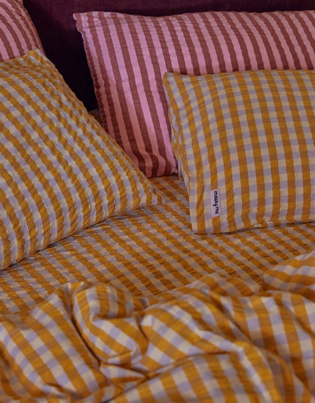 Mosey Me - Mango Seersucker Standard Pillowcase Set