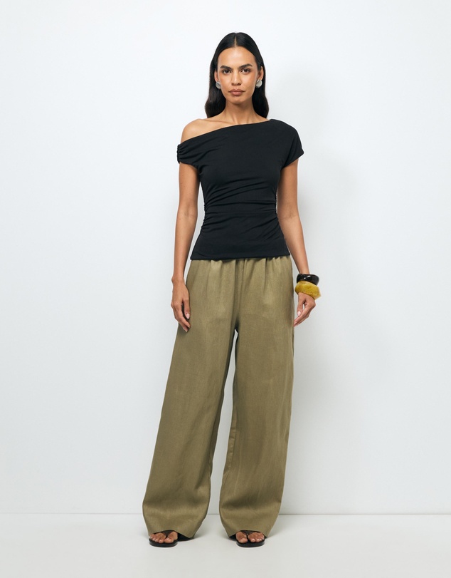AERE - Gaia Off Shoulder Top