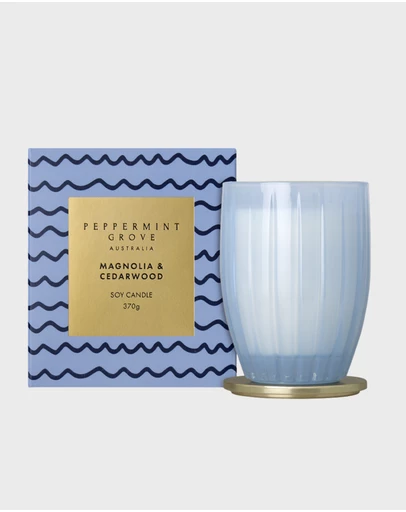 Peppermint Grove - Magnolia & Cedarwood Soy Candle 370g