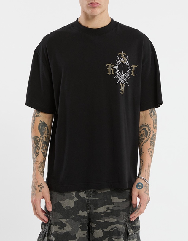 Kiss Chacey - Depiction Street Tee