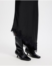AERE - Maria Leather Kitten Heel Boots