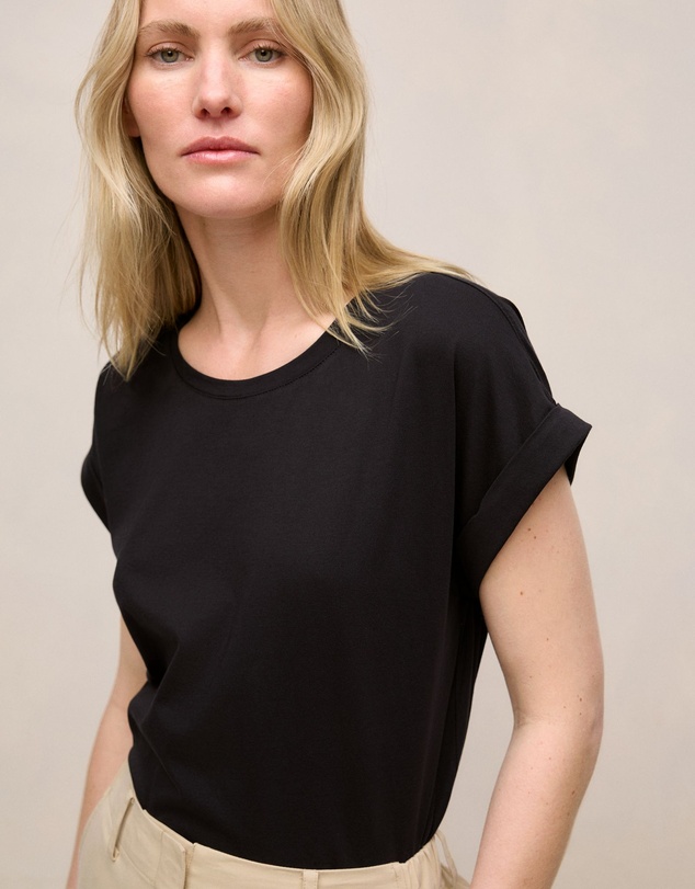 Trenery - Cotton Cuff Sleeve T-shirt in Black
