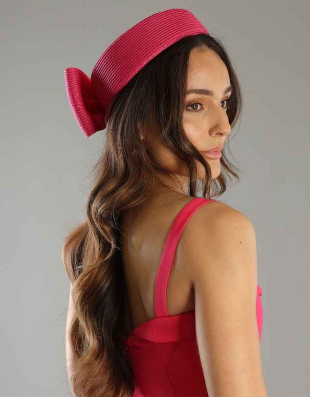 Morgan & Taylor - Tara Racewear Pillbox Hat in Hot Pink