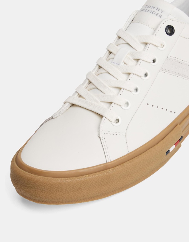 Tommy Hilfiger - Harlem Leather Low-Top Sneakers - Men's