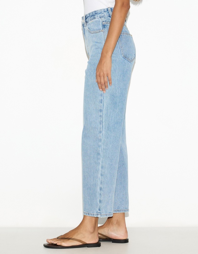 Dazie - Munich High Waisted Cropped Straight Leg Jeans
