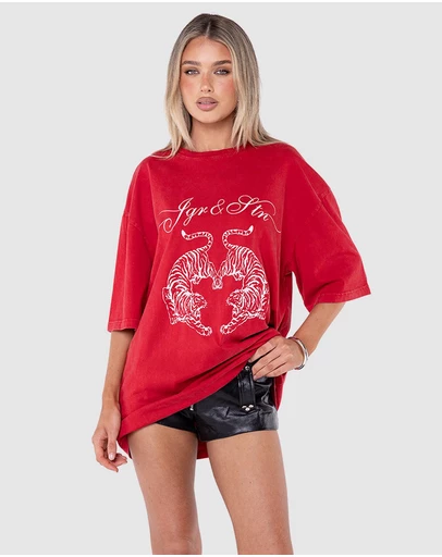 JGR & STN - Leo Oversized T-Shirt