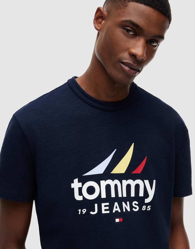 Tommy Jeans - Regular Sailing SS Tee