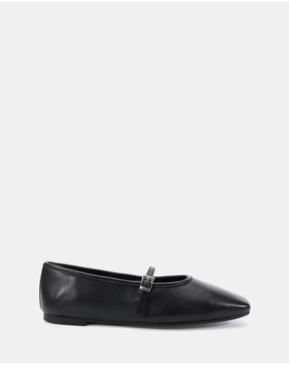 Clarks - Tilda Black Smooth