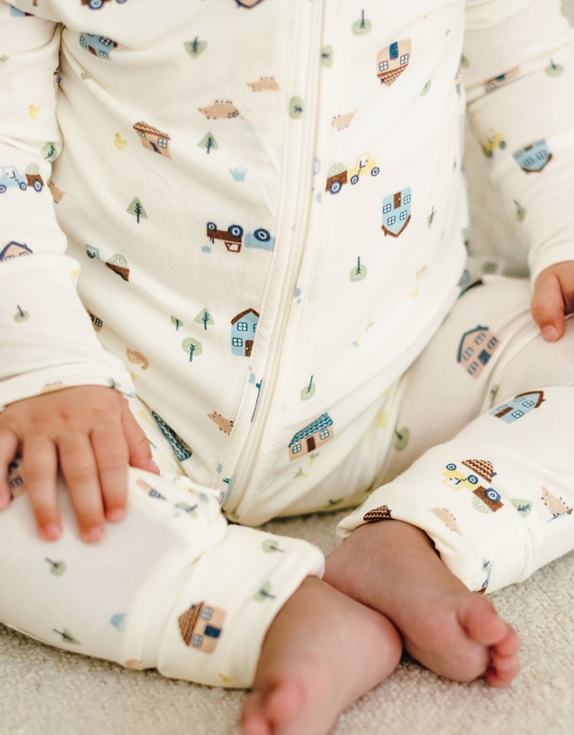 Kynd Baby - Day Or Night Onesie in Pasture