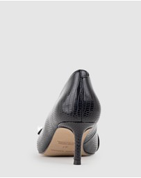 Edward Meller - AVERE55 Choked Pump
