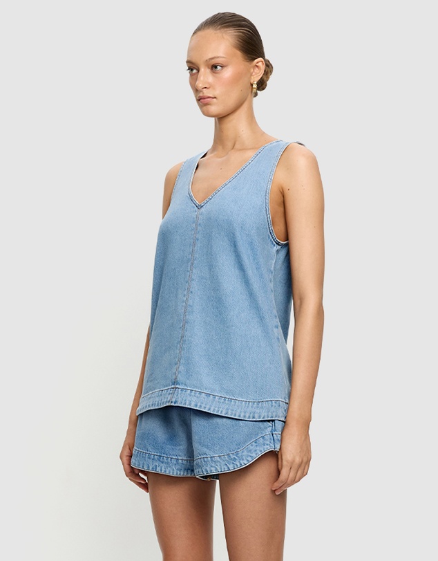 KIVARI - Emilie Denim Top