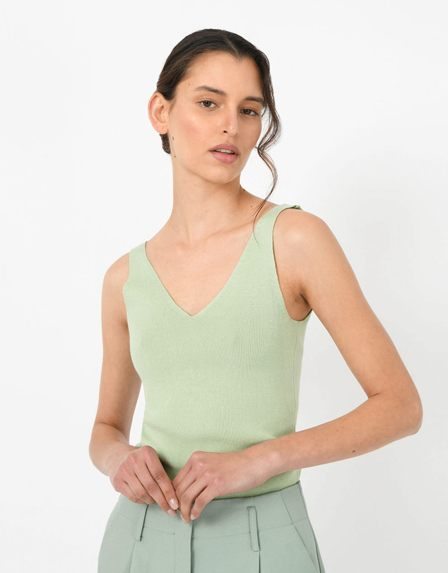 Forcast - Shiloh V-Neck Top