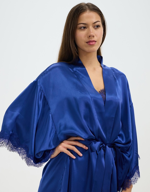 Sainted Sisters - Scarlett Silk Kimono