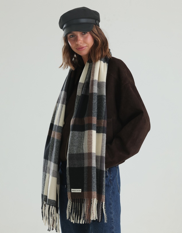 Morgan & Taylor - Hana Scarf in Black