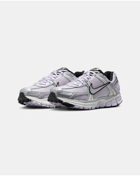 Nike - Zoom Vomero 5 - Women's