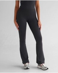 Leelo Active - Classic Flare Leggings