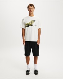 Cotton On - Box Fit Premium Music T-Shirt
