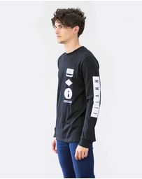 DVNT - Campaign Long Sleeve