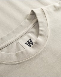 Wood Wood - Liam Tee Italic