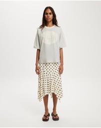 Cotton On - Lcn Oversized Crew Neck Raglan Jersey