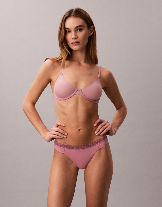 Calvin Klein - Perfectly Fit Ultralight Unlined Demi Bra