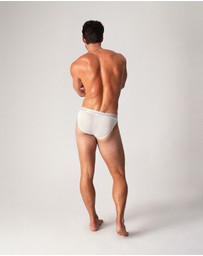 TEAMM8 - Icon Sports Brief