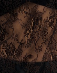 Minima Esenciales - Fenn Lace High Neck Top