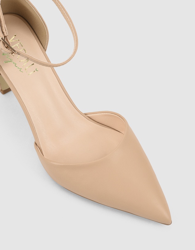 Verali - Kosta Closed Toe Block Heels