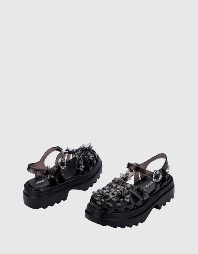 Melissa - Melissa Possession Platform + Susan Fang