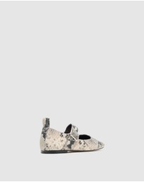 Oxford - Florentine Cross Strap Ballet