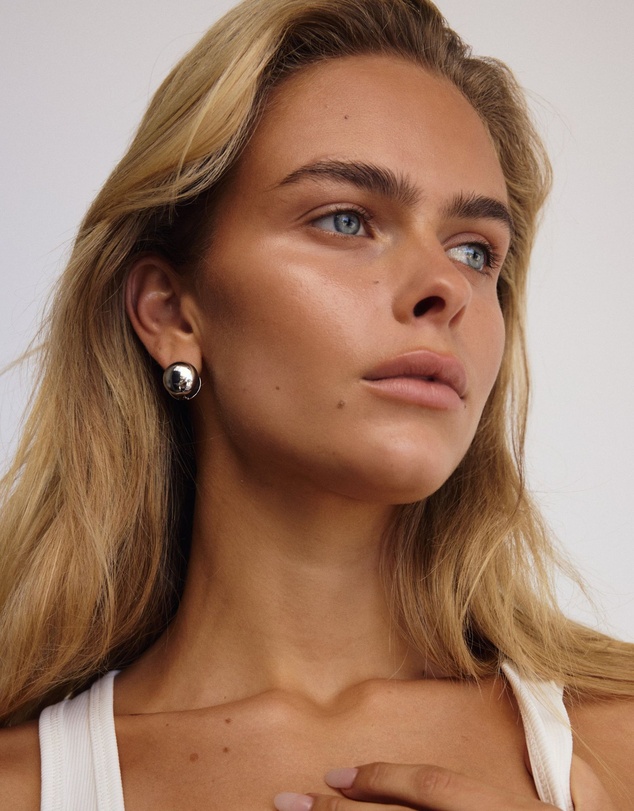 CENDRE - Odilla Huggie Earrings